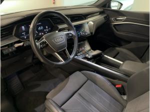 Audi Q8 e-tron Advanced 55 qu. AHK 360°K PDC NAVI B&O
