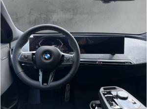 BMW ix xDrive45 ⚡️M Sport Pro LMR 23" AHK Soundsystem Iconic Glow⚡️