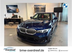 BMW 320 320i Automatik Navi Tempom.aktiv Glasdach Bluetooth PDC MP3 Schn.