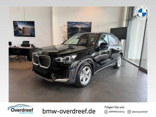 BMW iX1 eDrive20 AHK Komfortzugang Sportsitze