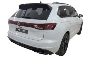 Volkswagen Touareg R-Line 3.0TDI +LUFT+AHK+360°+PANO+STDHZG+