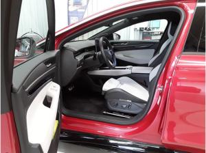 Volkswagen ID.7 Tourer Pro +CCS+WÄRMEPUMPE+AHK+360°+MASSAGE+