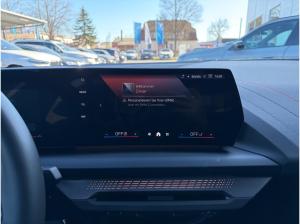 BMW 218 218d M Sportpaket DAB LED Komfortzg. AHK schw.