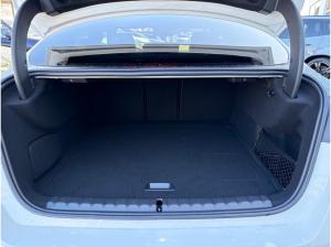 BMW 218 218d M Sportpaket DAB LED Komfortzg. AHK schw.
