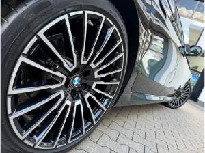 BMW 740 740d xDrive MSport DA/PA Prof 360° SkyLounge 21 LMR