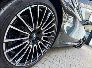 BMW 740 740d xDrive MSport DA/PA Prof 360° SkyLounge 21 LMR