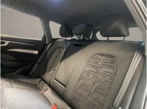 Audi A6 Avant e-hybrid quattro S tronic