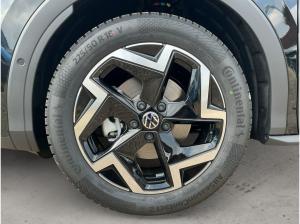 Volkswagen T-Roc R-Line 1.5 eTSI DSG Keyless AHK Allwetterreifen Navi Kamera ACC