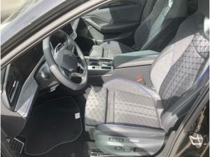 Volkswagen Passat R-Line 2,0 l TDI 150 PS Panorama AHK