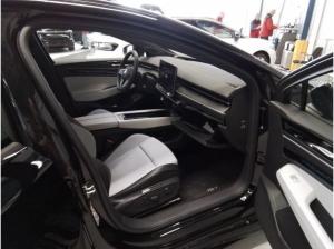 Volkswagen ID.7 Tourer Pro S - Black-Style - Interieur und Exterieur Plus Paket / inkl. 8-fach Bereifung