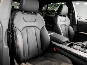 Audi Q8 SUV TFSIe quattro tiptronic AHK B&O 3D LM22