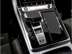 Audi Q8 SUV TFSIe quattro tiptronic AHK B&O 3D LM22