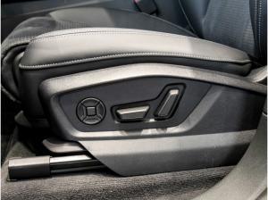 Audi Q8 SUV TFSIe quattro tiptronic AHK B&O 3D LM22
