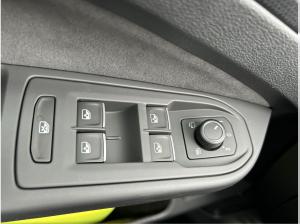 Volkswagen Golf 1.5 eTSI DSG R-Line SOFORT VERFÜGBAR!  BlackStyle Business&Komfort