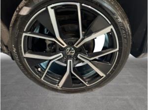 Volkswagen Tayron 2.0TDI DSG R-Line 4x4 STHZG P-DACH AHK MASSAGE
