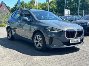 BMW 220 i Active Tourer //Anhängerkupplung 17 LM