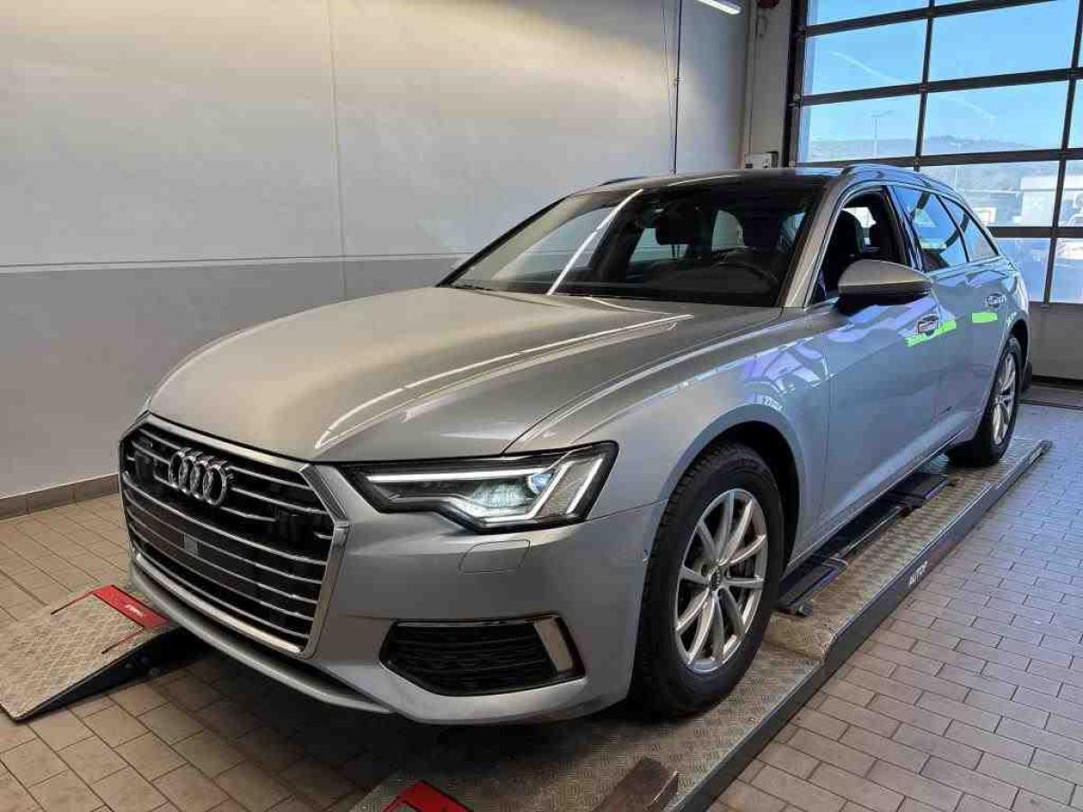 Audi A6 Avant design 45 TFSI quattro S-tronic +MATRIX+