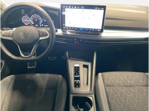 Volkswagen Golf VIII GOAL 1.5 eTSI DSG ACC AHK AUT DynLicht