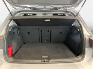 Volkswagen Golf VIII GOAL 1.5 eTSI DSG ACC AHK AUT DynLicht