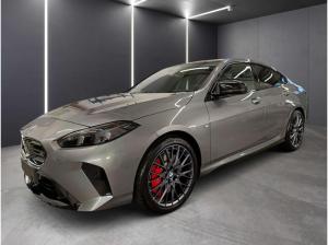 BMW M235