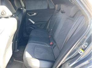 Audi Q2 S line 35 TFSI S tr. AHK Matrix 18 ACC Cam