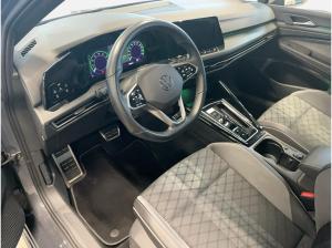 Volkswagen Golf VIII Variant 1.5 TSI DSG R-Line ACC AUT LED
