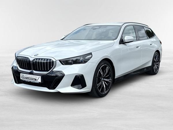 BMW 520 d Touring M Sport STANDHEIZUNG,AHK,ACC,KLIMA SITZE,360 GRAD KAMERA,H/K SOUND,LED-SW,LENKRADHEIZUNG