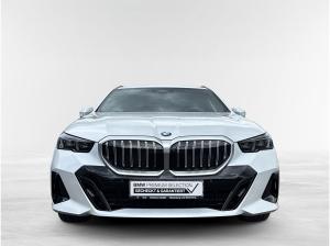 BMW 520 d Touring M Sport STANDHEIZUNG,AHK,ACC,KLIMA SITZE,360 GRAD KAMERA,H/K SOUND,LED-SW,LENKRADHEIZUNG