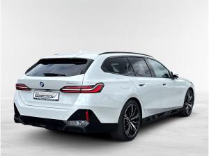BMW 520 d Touring M Sport STANDHEIZUNG,AHK,ACC,KLIMA SITZE,360 GRAD KAMERA,H/K SOUND,LED-SW,LENKRADHEIZUNG