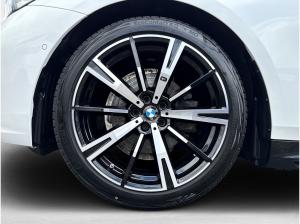 BMW 520 d Touring M Sport STANDHEIZUNG,AHK,ACC,KLIMA SITZE,360 GRAD KAMERA,H/K SOUND,LED-SW,LENKRADHEIZUNG