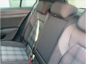 Volkswagen Golf 2,0 l TSI DSG GTI AHK+Climatronic+BlackStyle+Kamera+ACC