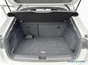 Audi A3 Spb. 35 TFSI S tronic S line - Head-up - ACC