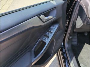 Ford Focus Turnier 1.0 EcoBoost Titanium Bluetooth Navi