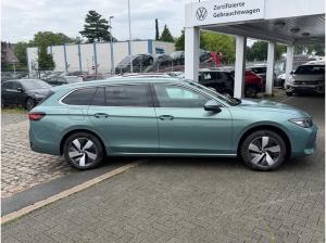 Volkswagen Passat Variant 1.5 eTSi DSG Business R-Kamera elektr.Heckklappe 17Zoll SideAssist ACC Navi
