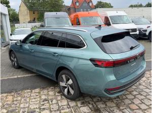 Volkswagen Passat Variant 1.5 eTSi DSG Business R-Kamera elektr.Heckklappe 17Zoll SideAssist ACC Navi