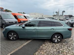 Volkswagen Passat Variant 1.5 eTSi DSG Business R-Kamera elektr.Heckklappe 17Zoll SideAssist ACC Navi
