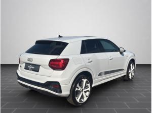 Audi Q2 35 TFSI S line competition S tronic*Standhzg.*AHK*Pano*all white*uPE:49.885,-*