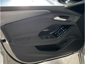 Audi A6 e-tron Avant performance Tech plus S line LED