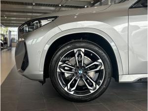 BMW X1 sDrive20i Steptronic Navi DSG Tempom.aktiv Bluetooth PDC