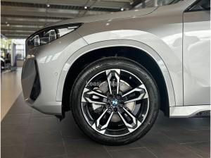 BMW X1 sDrive20i Steptronic Navi DSG Tempom.aktiv Bluetooth PDC