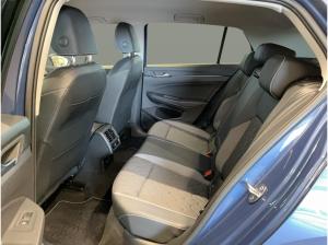 Volkswagen Golf VIII GOAL 1.5 eTSI DSG ACC AHK AUT Kam. LED