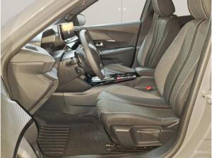 Peugeot 2008 1.2 PureTech 130 Allure ACC+LED+SHZ+KlimaA