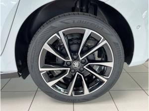 Skoda Fabia Monte Carlo 1,0 TSI 6-Gang-Schaltgetriebe sofort verfügbar