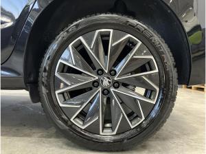 Skoda Kamiq Selection 1,0 TSI DSG *RFK SHZ AHKNAVI*