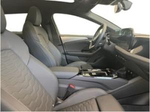 Audi A6 e-tron Avant  S-Line AHK