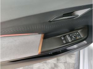 Cupra Born eBoost 82kWh/LED/ACC/Nav/Sitzhzg/Wärmepumpe