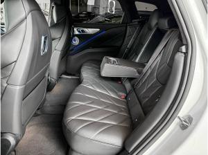 BMW XM 50e ACC AHK 360°KAM RFK NAVI LED DAB 23