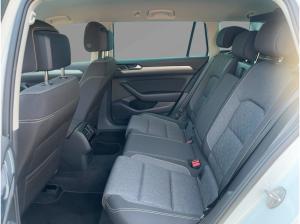 Volkswagen Passat Variant R-Line TDI DSG 4M IQ AHK KAM TRAV