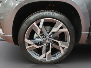 Skoda Karoq Sportline 2.0 TDI DSG 4x4 AHK NAVI LED ACC