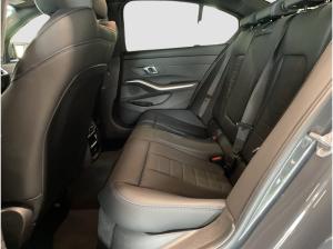 BMW 330 i xDrive Limousine¹M Sport ** LF 0,51 **